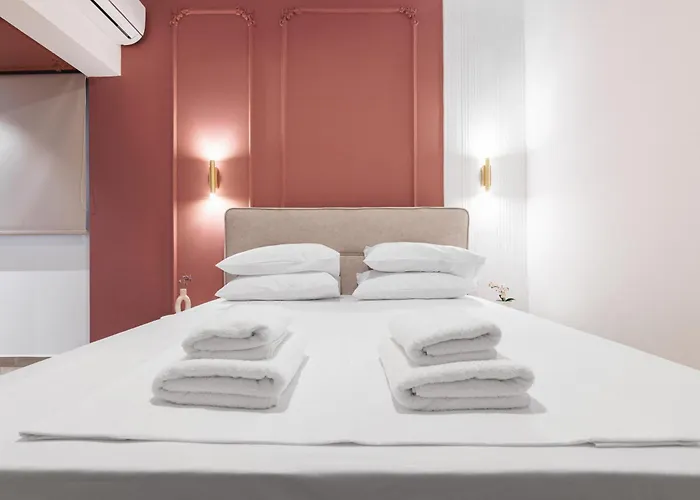F & B Collection - 3 Bedroom Flat