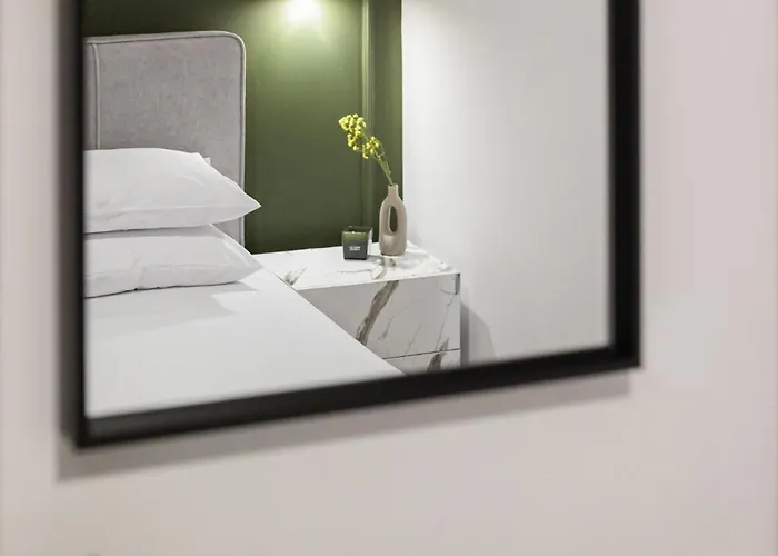 F & B Collection - 3 Bedroom Flat Appartement
