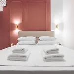 F & B Collection - 3 Bedroom Flat