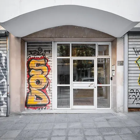 F & B Collection - 3 Bedroom Flat Apartmán