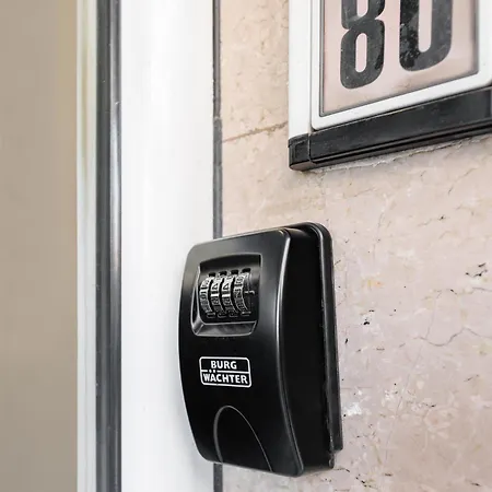 Apartmán F & B Collection - 3 Bedroom Flat